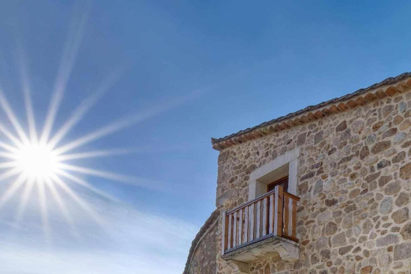 Cuesta Del Reloj Vendégház Piedralaves Kültér fotó